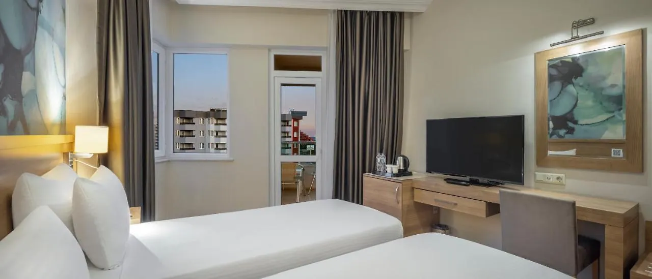 ****  Hotel Wyndham Garden Lara Antalya Turquía